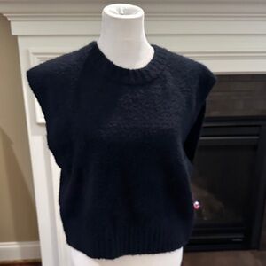 Women's navy sleeveless/vest wool popover sweater